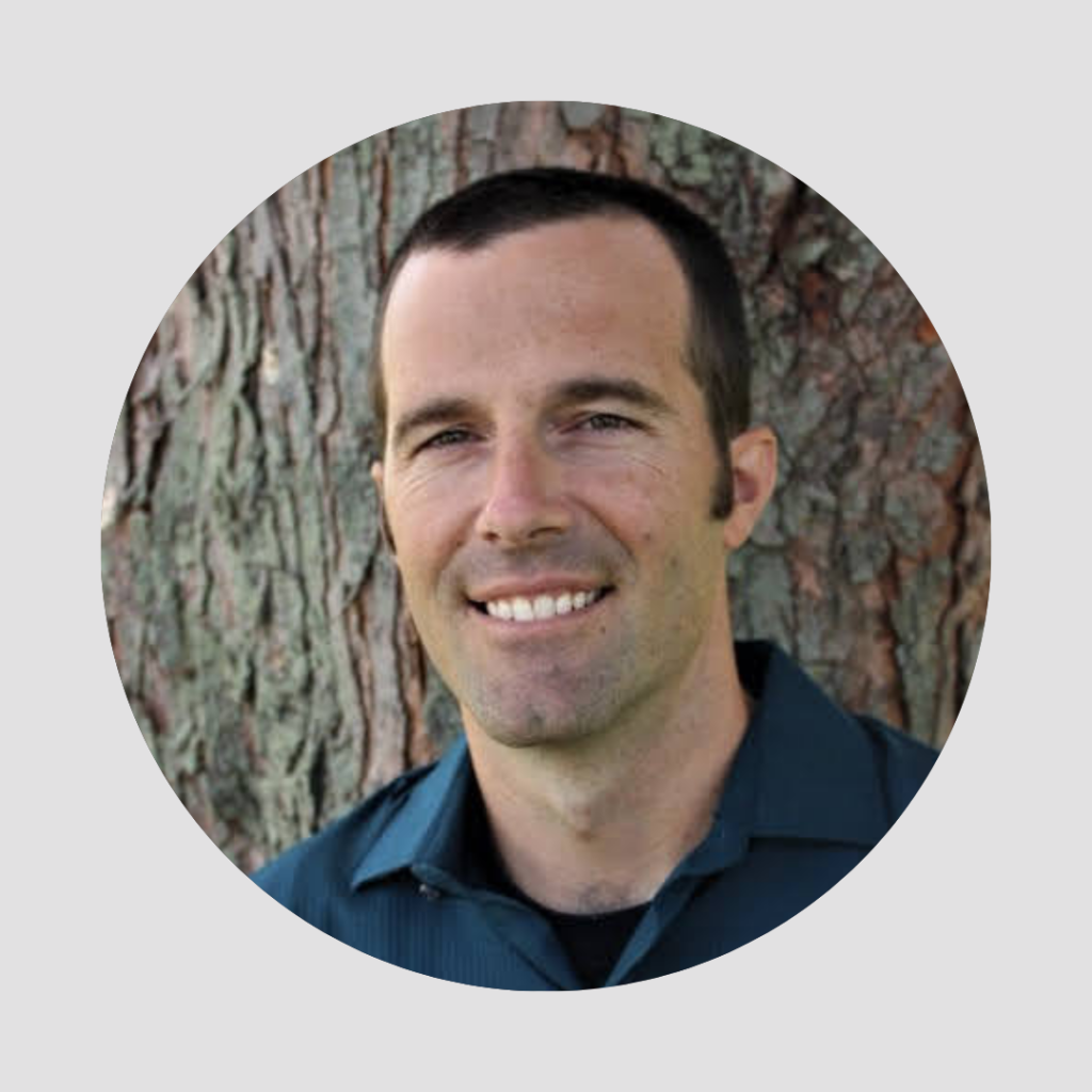 Headshot of Chris Clark.